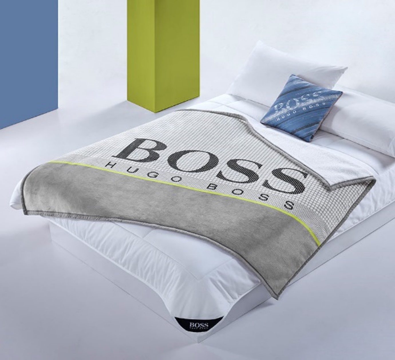 HBMT-020 HUGO BOSS LOGO格纹羊羔绒毯 1件装